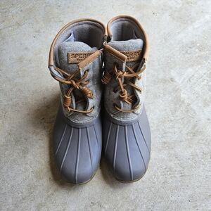 Sperry Womens Gray and Brown Boots